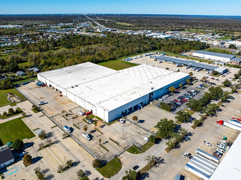 111 Riverbend Dr, Saint Rose, LA for lease - Aerial - Image 2 of 13