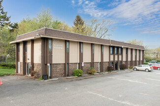 More details for 2300-2312 Navarre Ave, Oregon, OH - Office for Lease