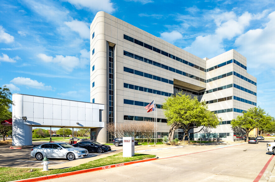 3939 Belt Line Rd, Addison, TX for lease - Building Photo - Image 2 of 8