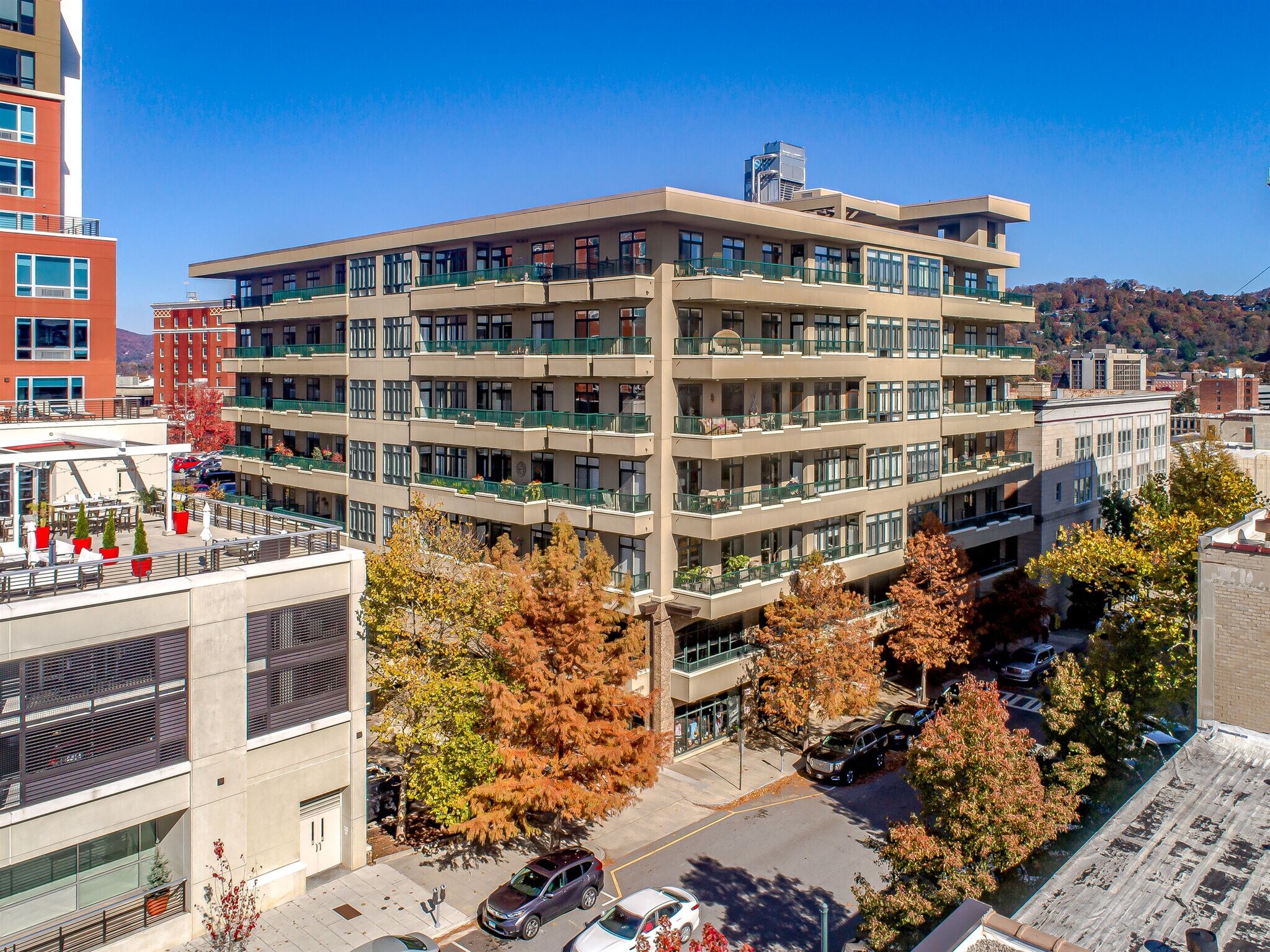 21 Battery Park Ave, Asheville, NC 28801 Battery Park