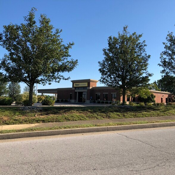 201 Limestone St, Frankfort, KY 40601 Retail for Lease