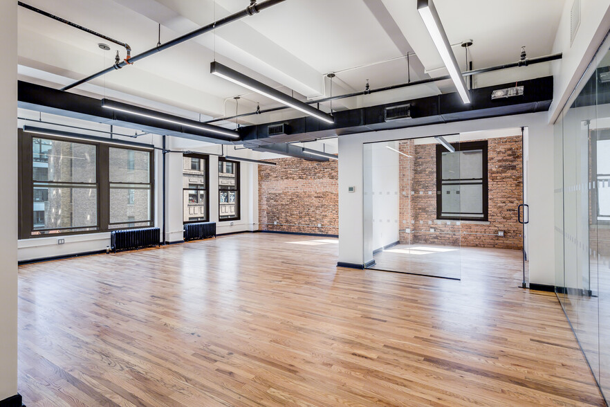 16-18 W 36th St, New York, NY for lease - Interior Photo - Image 3 of 15