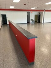 807-815 Devon Ave, Park Ridge, IL for lease Interior Photo- Image 1 of 3