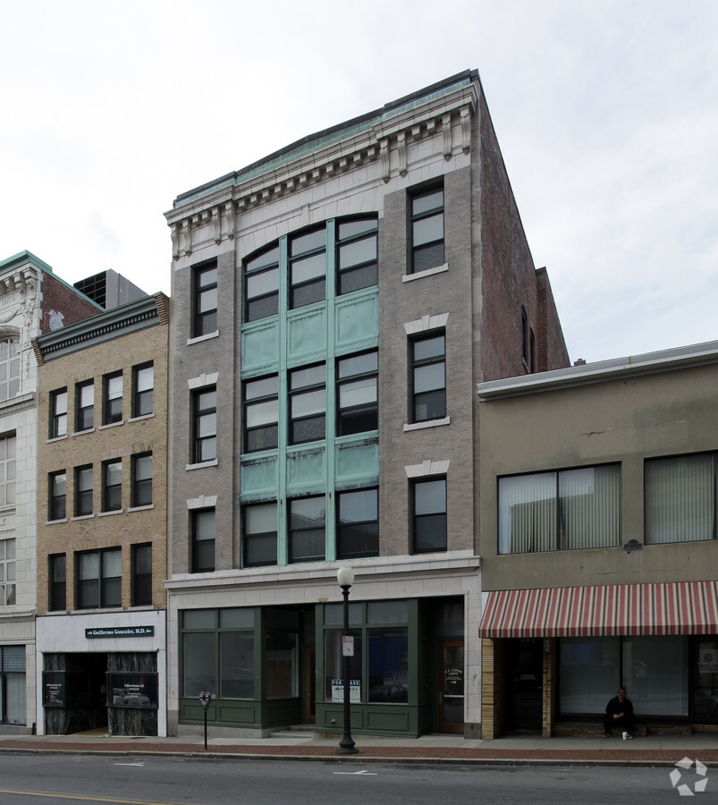 200 Union St, New Bedford, MA 02740 | LoopNet