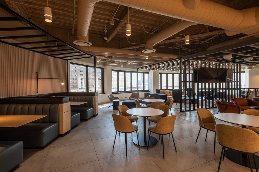 1 N Central Ave, Phoenix, AZ for lease - Building Photo - Image 2 of 13