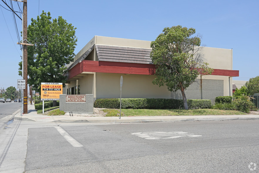 780 Van Buren St, Placentia, CA for lease - Building Photo - Image 1 of 5