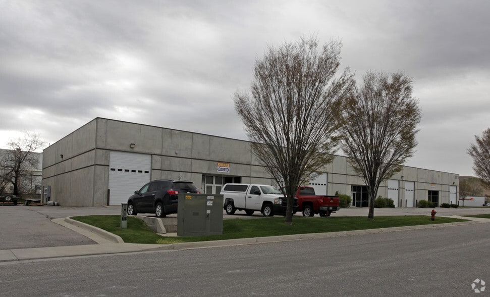 570 N Taylor, North Salt Lake, UT for lease - Building Photo - Image 2 of 6