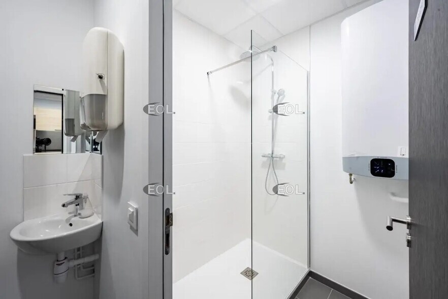 Flex in Plaisir for sale - Interior Photo - Image 2 of 7