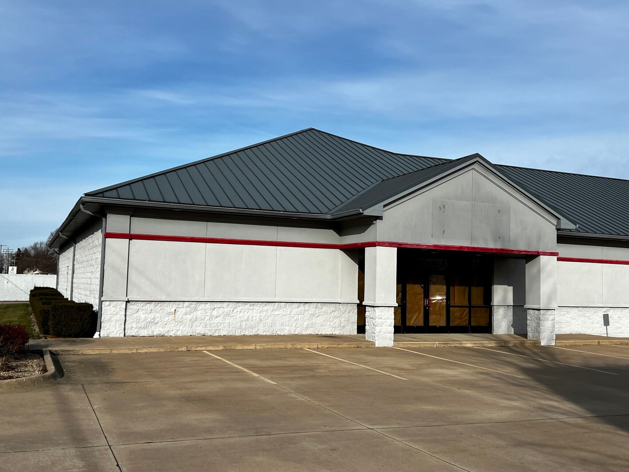 1400 E Carroll St, Macomb, IL for sale Building Photo- Image 1 of 1