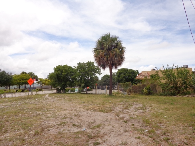 1442 S Dixie Hwy, Lake Worth, FL for sale - Primary Photo - Image 3 of 4