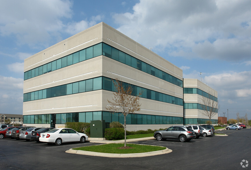 1952 Mcdowell Rd, Naperville, IL for lease - Building Photo - Image 2 of 8