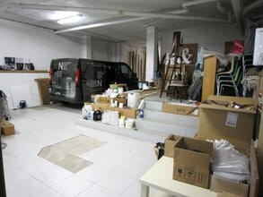 Retail in Igualada, Barcelona for lease Interior Photo- Image 2 of 10