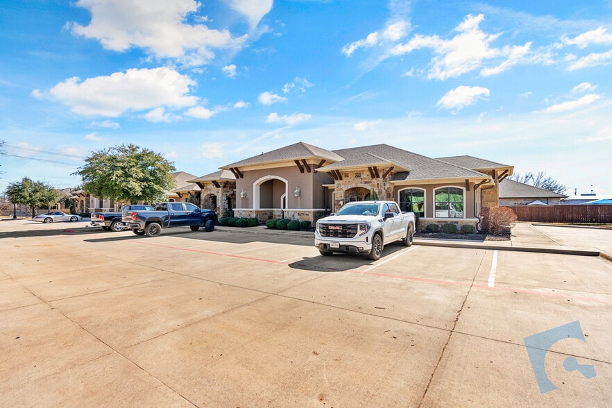 8821 Davis Blvd, Keller, TX for sale - Building Photo - Image 2 of 12