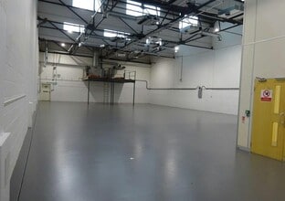 Ampress Ln, Lymington for lease Interior Photo- Image 2 of 3