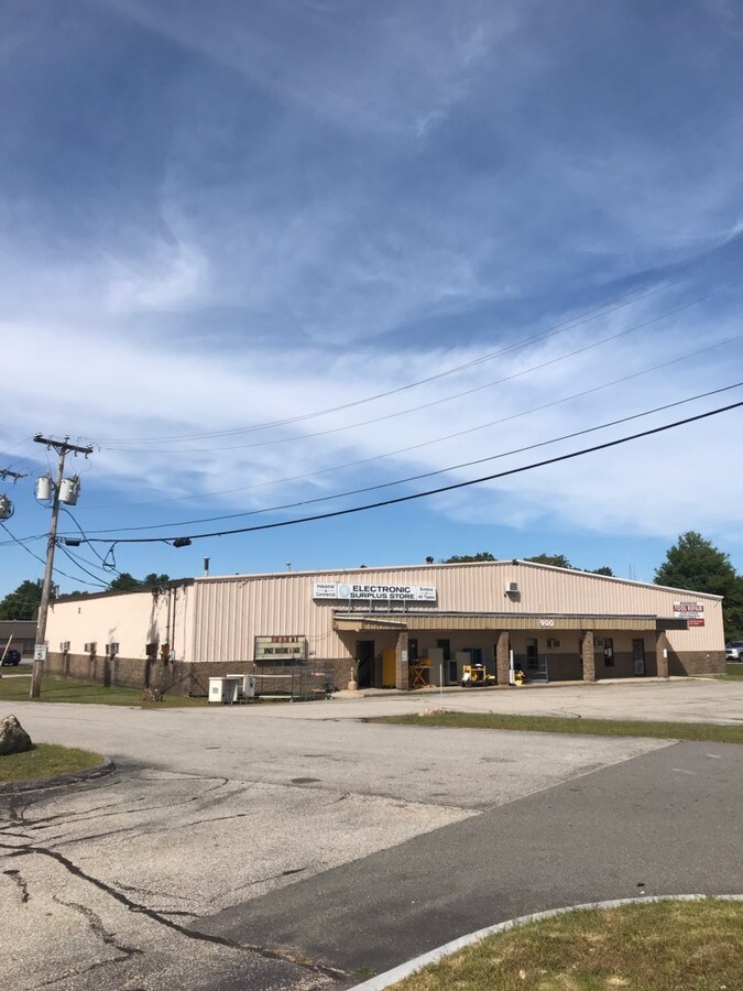 900 Candia Rd, Manchester, NH 03109