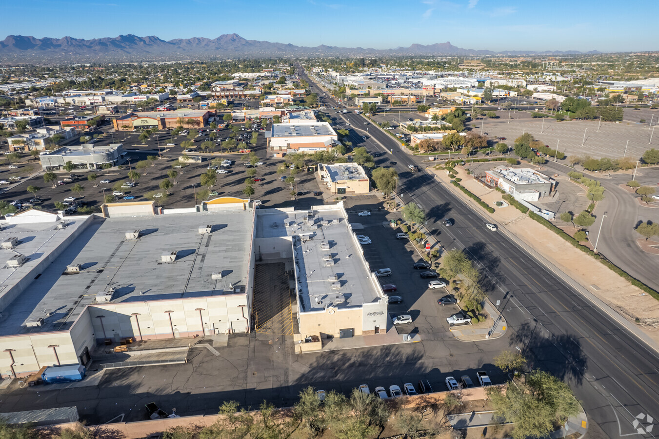 4386 N Oracle Rd, Tucson, AZ 85705 | LoopNet