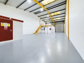 Pitmedden Rd, Dyce for lease Interior Photo- Image 2 of 4