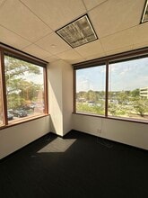 1717 Park St, Naperville, IL for lease Interior Photo- Image 1 of 1