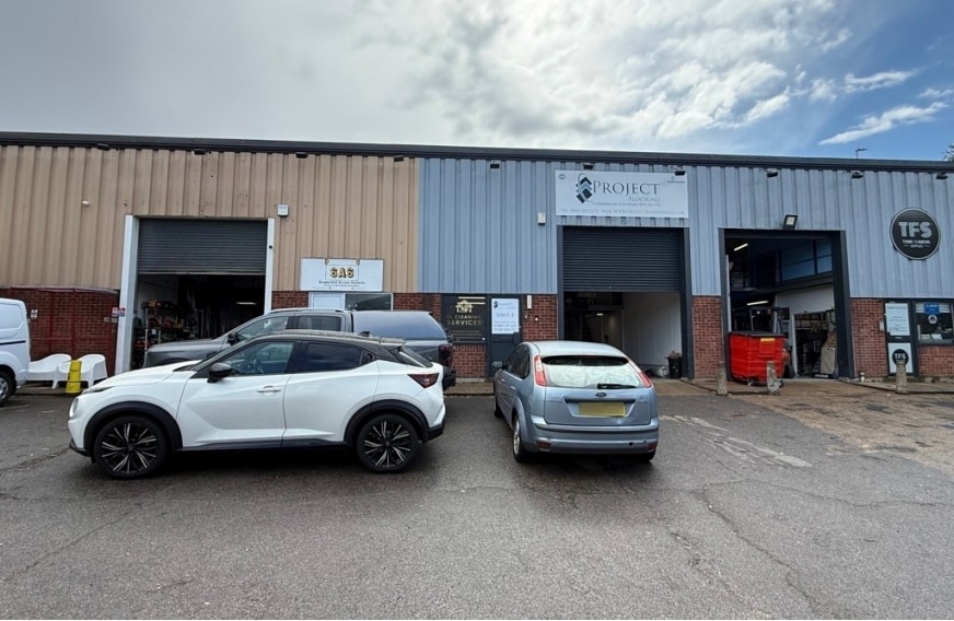 Cuxton Rd, Rochester for sale - Building Photo - Image 2 of 3