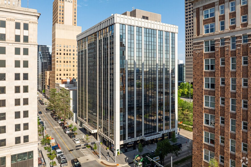 101 Park Ave, Oklahoma City, OK for lease - Building Photo - Image 1 of 5