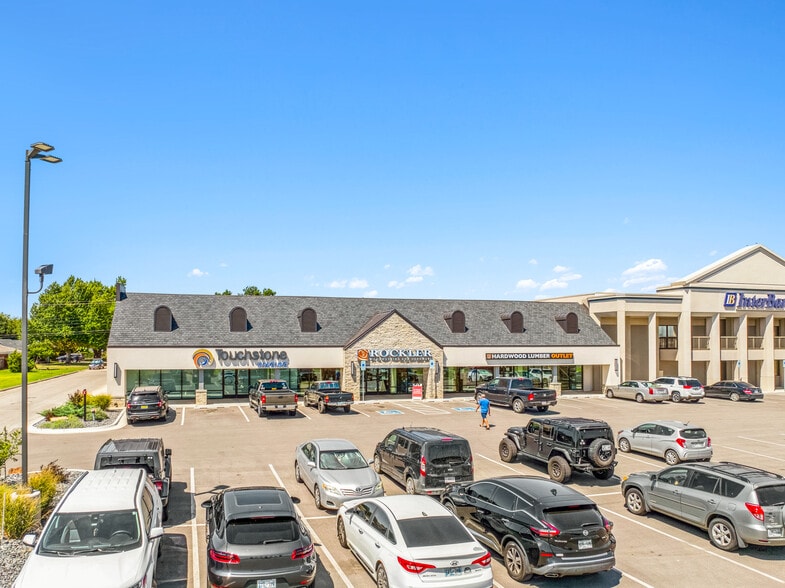 4901 N May Ave, Oklahoma City, OK for sale - Building Photo - Image 2 of 13