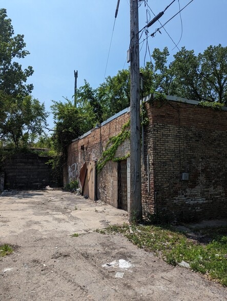 5821 S Ada St, Chicago, IL for sale - Building Photo - Image 3 of 4