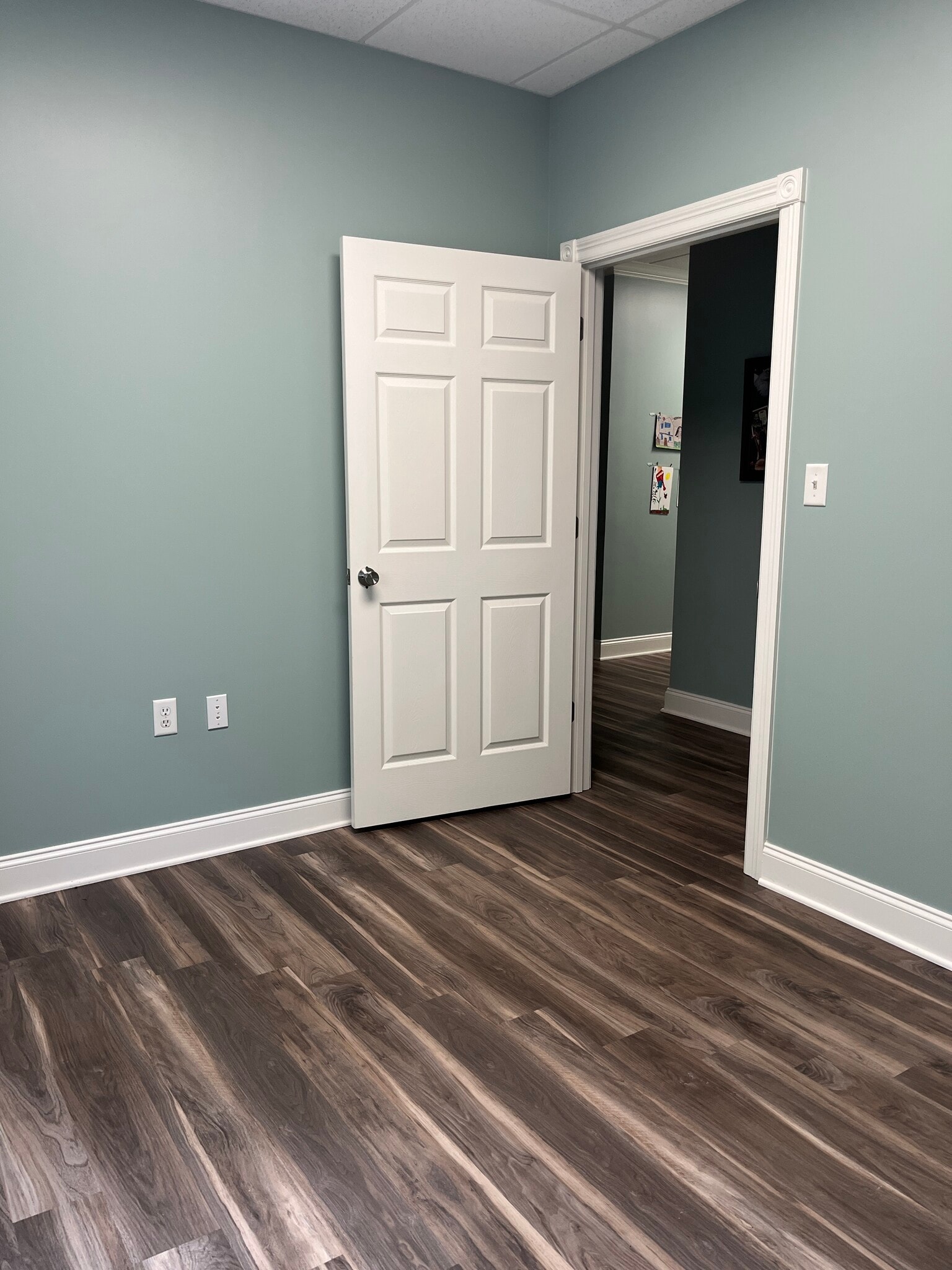 1376-1378 Papermill Pointe Way, Knoxville, TN for lease Building Photo- Image 1 of 7