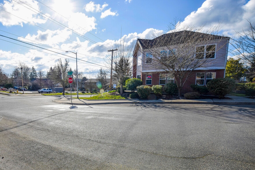 1226 State Ave NE, Olympia, WA for lease - Building Photo - Image 2 of 6