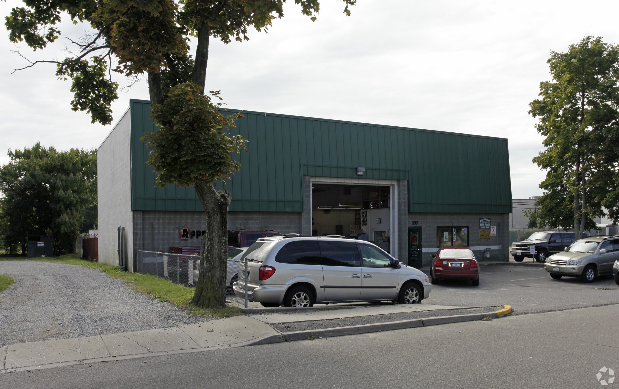 20 Linden Pl, Port Jefferson, NY for sale Building Photo- Image 1 of 19