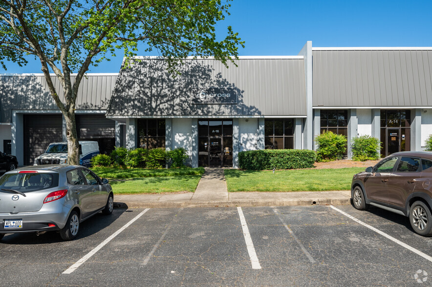 1200 Woodruff Rd, Greenville, SC for lease - Building Photo - Image 2 of 21