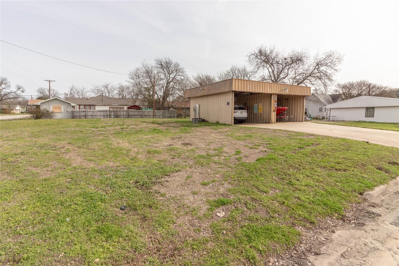 103 S Elm, Kemp, TX 75143