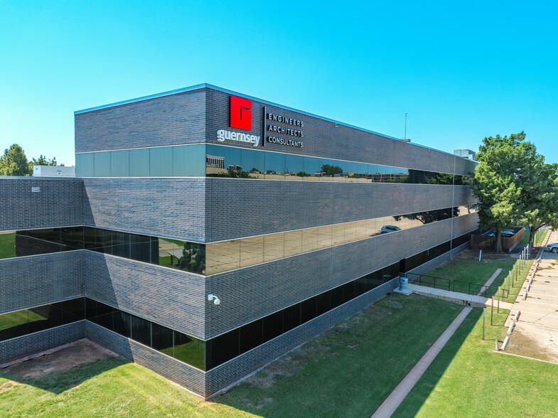 5555 NW Grand Blvd, Oklahoma City, OK for sale - Building Photo - Image 2 of 12