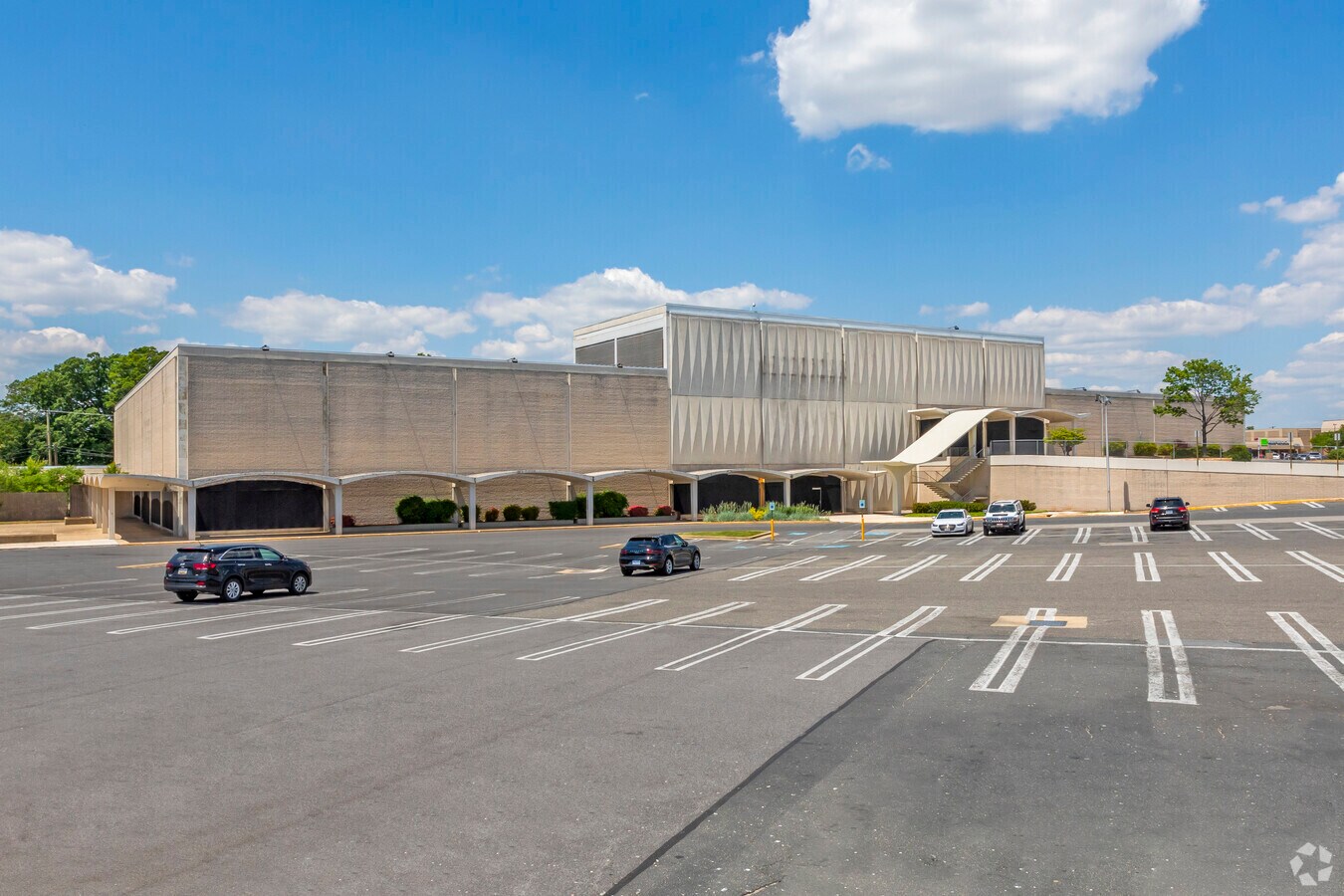 4101 Branch Ave, Temple Hills, MD 20748 Retail for Sale