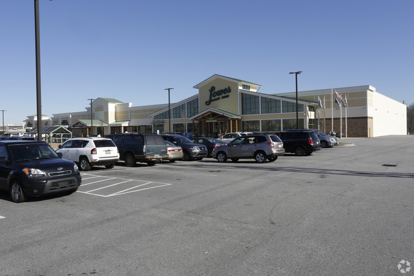 850 E Suber Rd, Greer, SC 29650