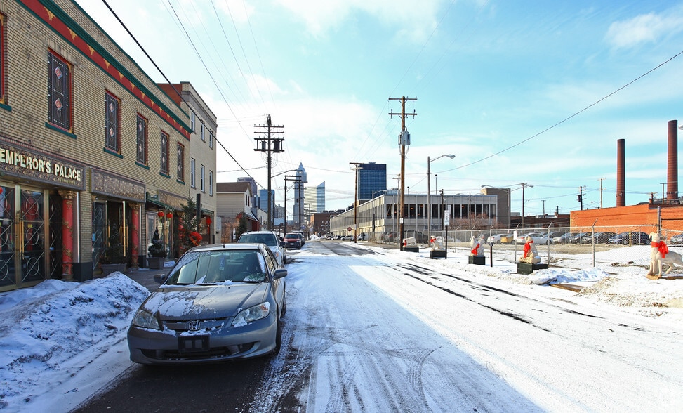 2156 Rockwell Ave, Cleveland, OH for sale - Building Photo - Image 2 of 5