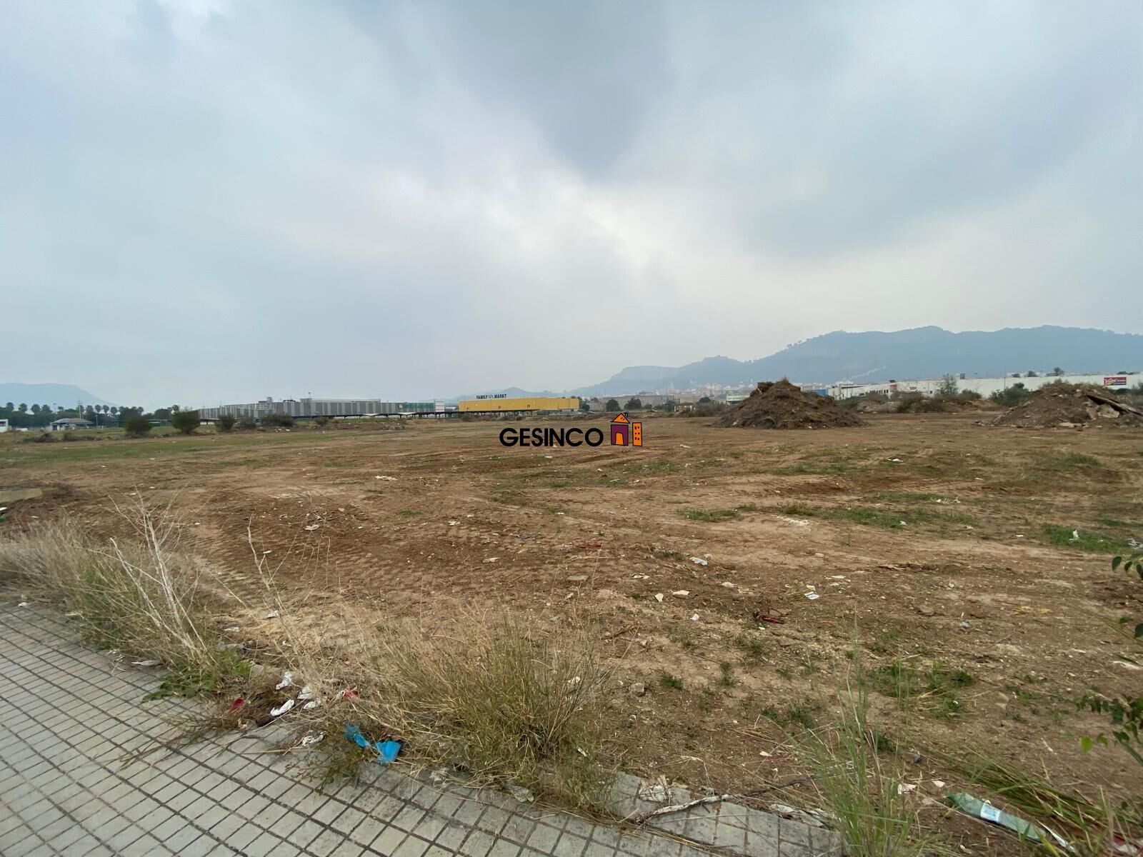 Industrial in Xàtiva, Valencia for lease Building Photo- Image 1 of 3