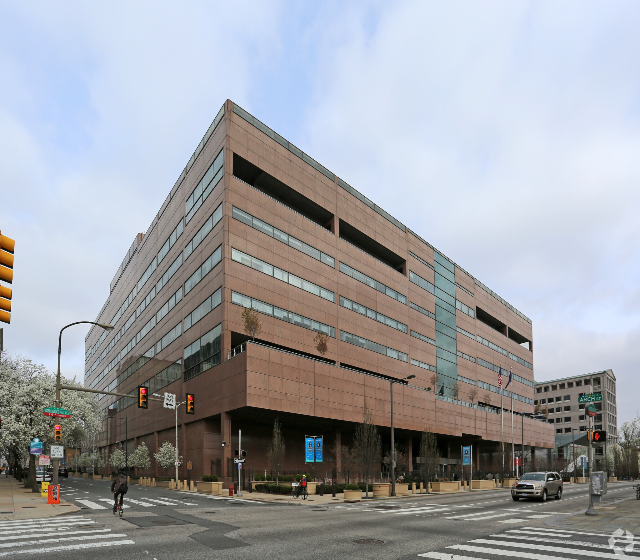 150 N Independence Mall West, Philadelphia, PA for lease Primary Photo- Image 1 of 17