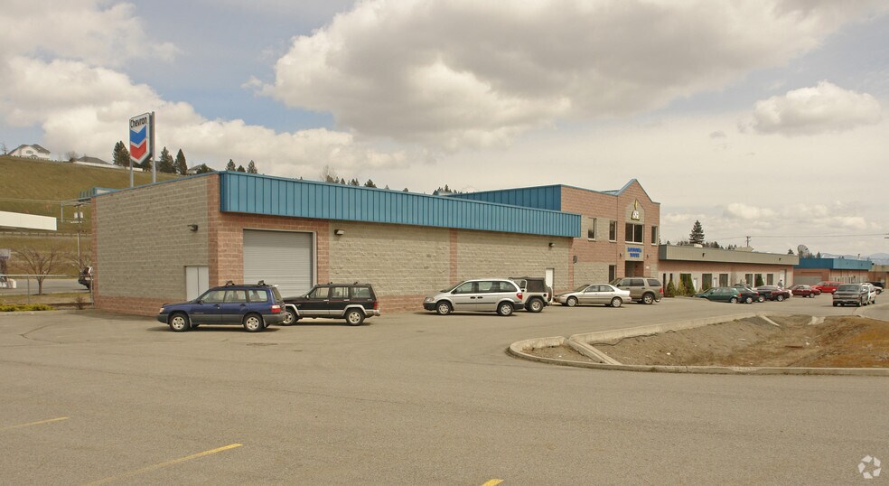 4055 E 3rd Ave, Post Falls, ID for sale - Primary Photo - Image 1 of 1