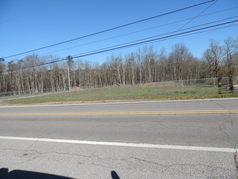 3250 U.S. 70N, Crossville, TN for lease - Primary Photo - Image 1 of 8