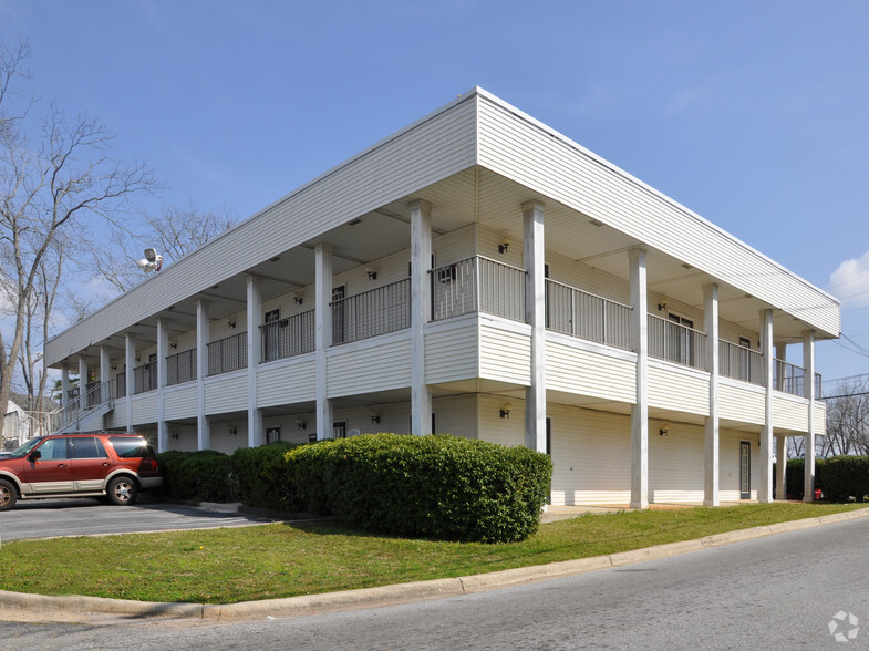 149 S McDonough St, Jonesboro, GA for lease - Building Photo - Image 3 of 19