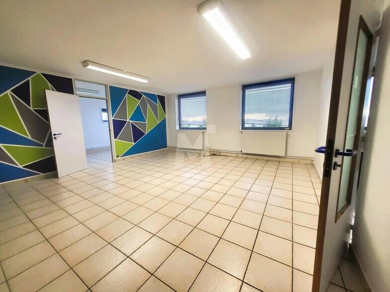 Office in Évry-Courcouronnes for lease - Interior Photo - Image 3 of 8