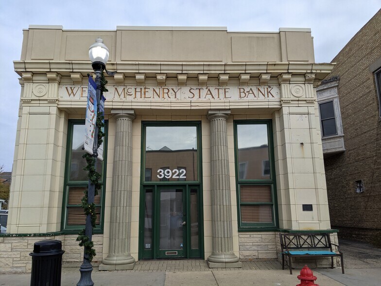 3922 Main St, Mchenry, IL for sale - Building Photo - Image 1 of 1