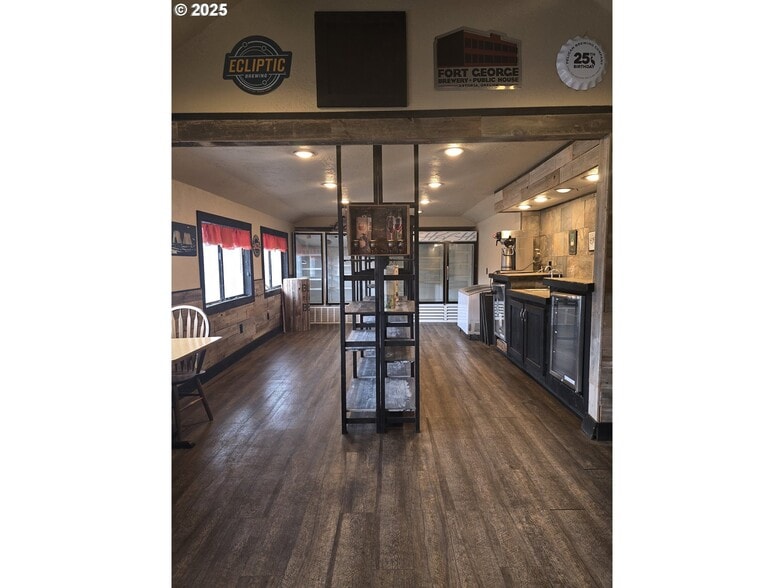 1720 N Hwy 101, Rockaway Beach, OR for sale - Building Photo - Image 3 of 7