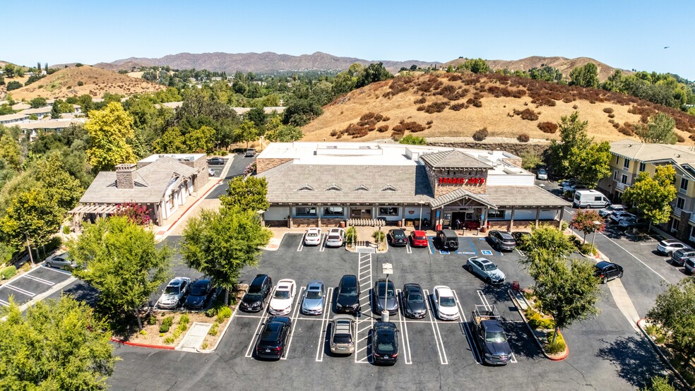 29001 Canwood St, Agoura Hills, CA for lease - Building Photo - Image 3 of 4