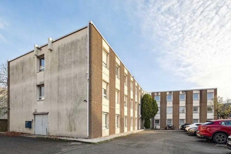 136 Chemin Du Moulin Carron, Écully for lease - Building Photo - Image 3 of 16