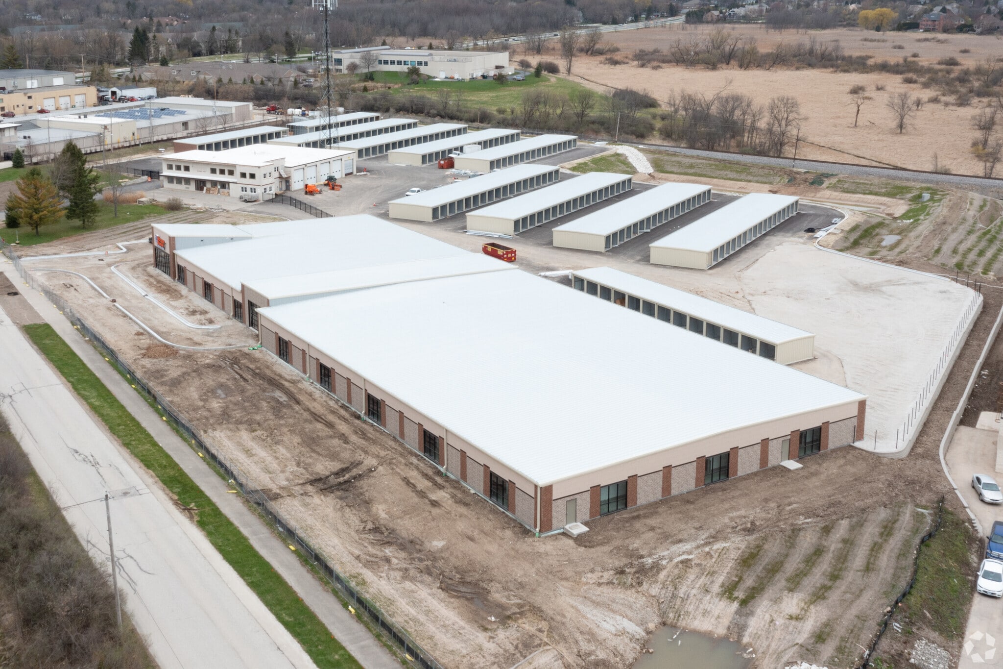 16840 Pheasant Dr, Brookfield, WI for lease Primary Photo- Image 1 of 3