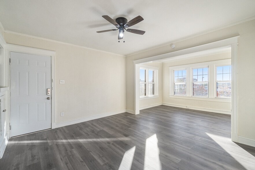 4121-4123 Walnut St, Kansas City, MO for sale - Building Photo - Image 3 of 11