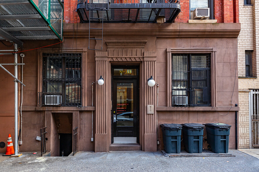 332 E 71st St, New York, NY for sale - Building Photo - Image 1 of 11