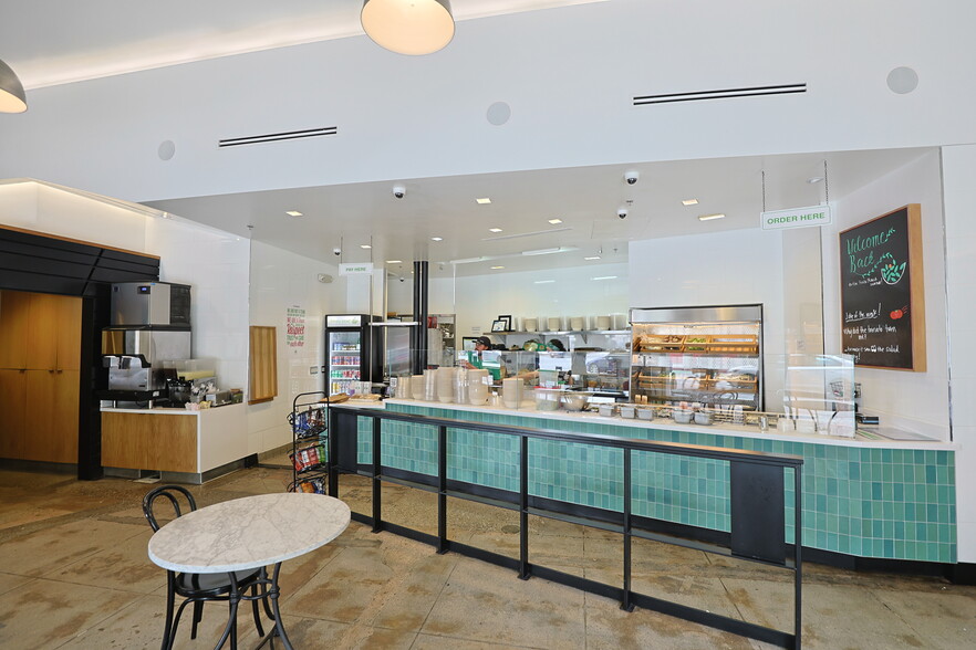 1401-1413 2nd St, Santa Monica, CA for lease - Interior Photo - Image 3 of 5