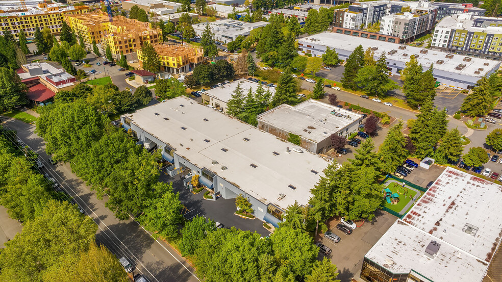 17640-17650 NE 65th St, Redmond, WA for lease - Building Photo - Image 1 of 5